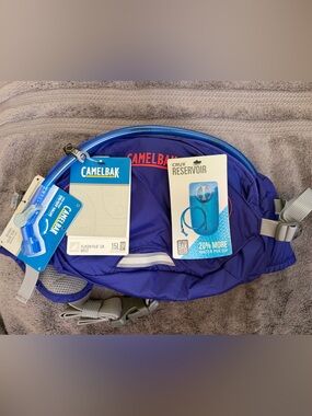 CamelBak Bright Blue Indigo Flash FLO Hydration Belt Pack w/ colorful accents